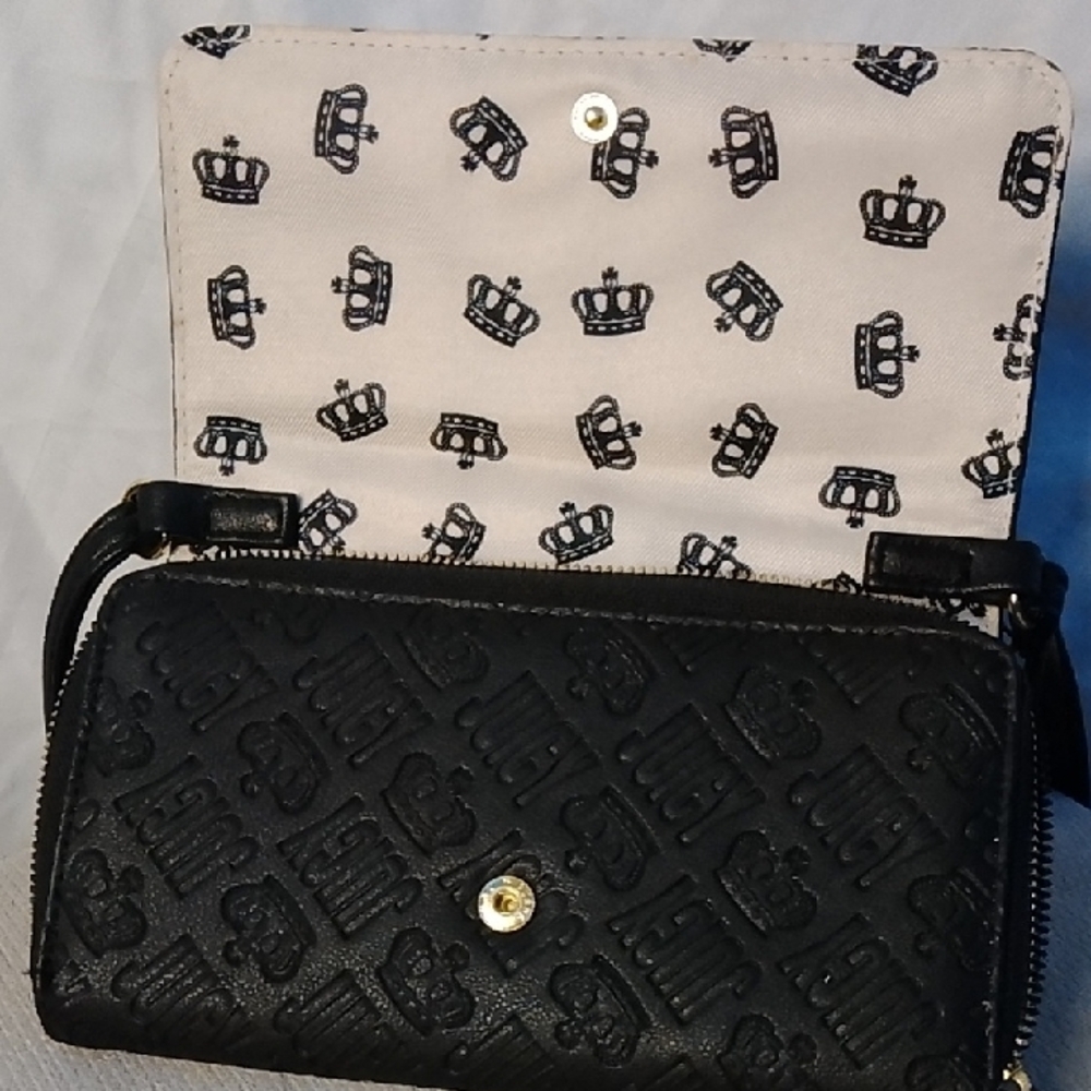 Juicy Couture Black Embossed Wristlet - Picture 2 of 6